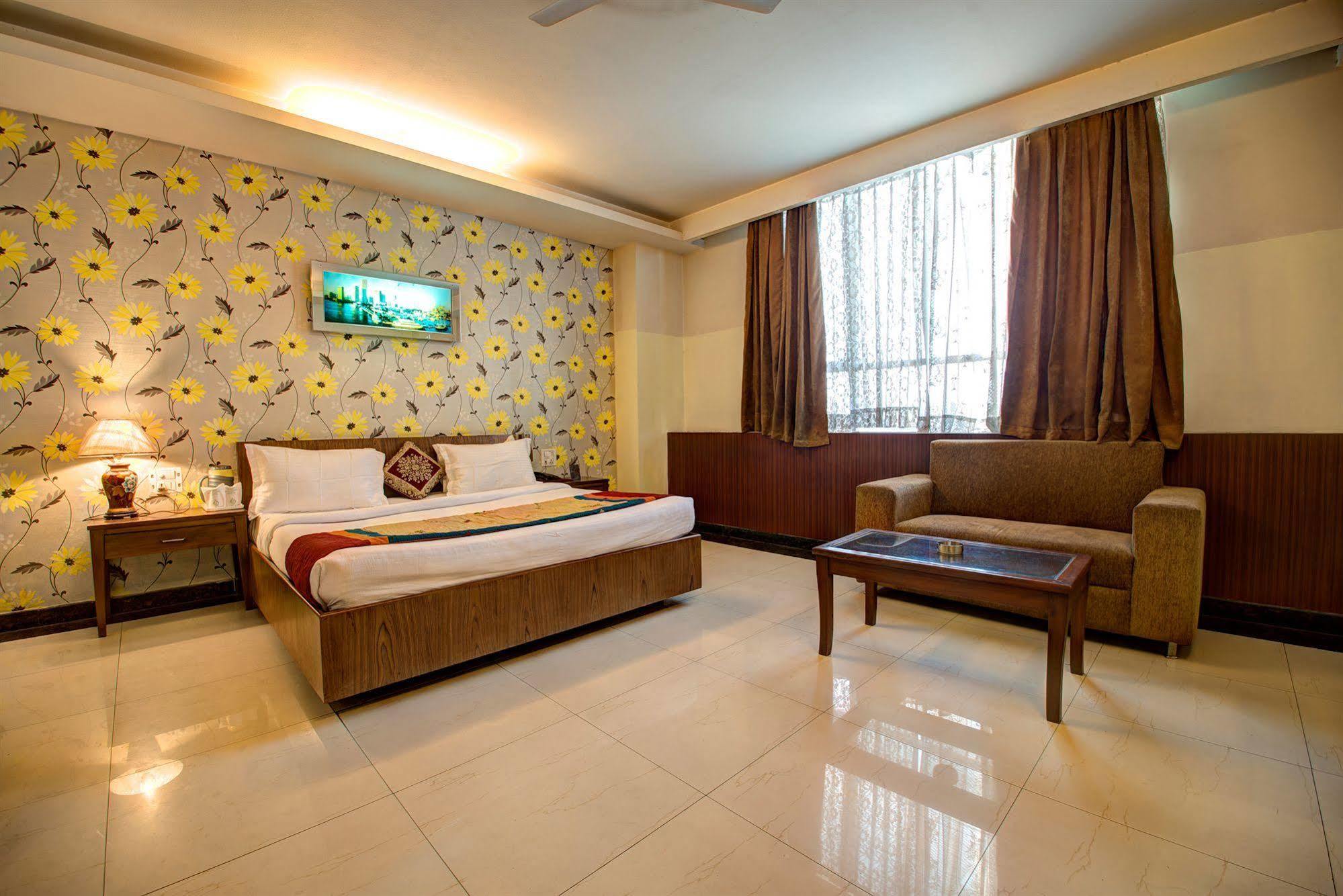 Hotel Pr Residency Amritsar Exteriör bild