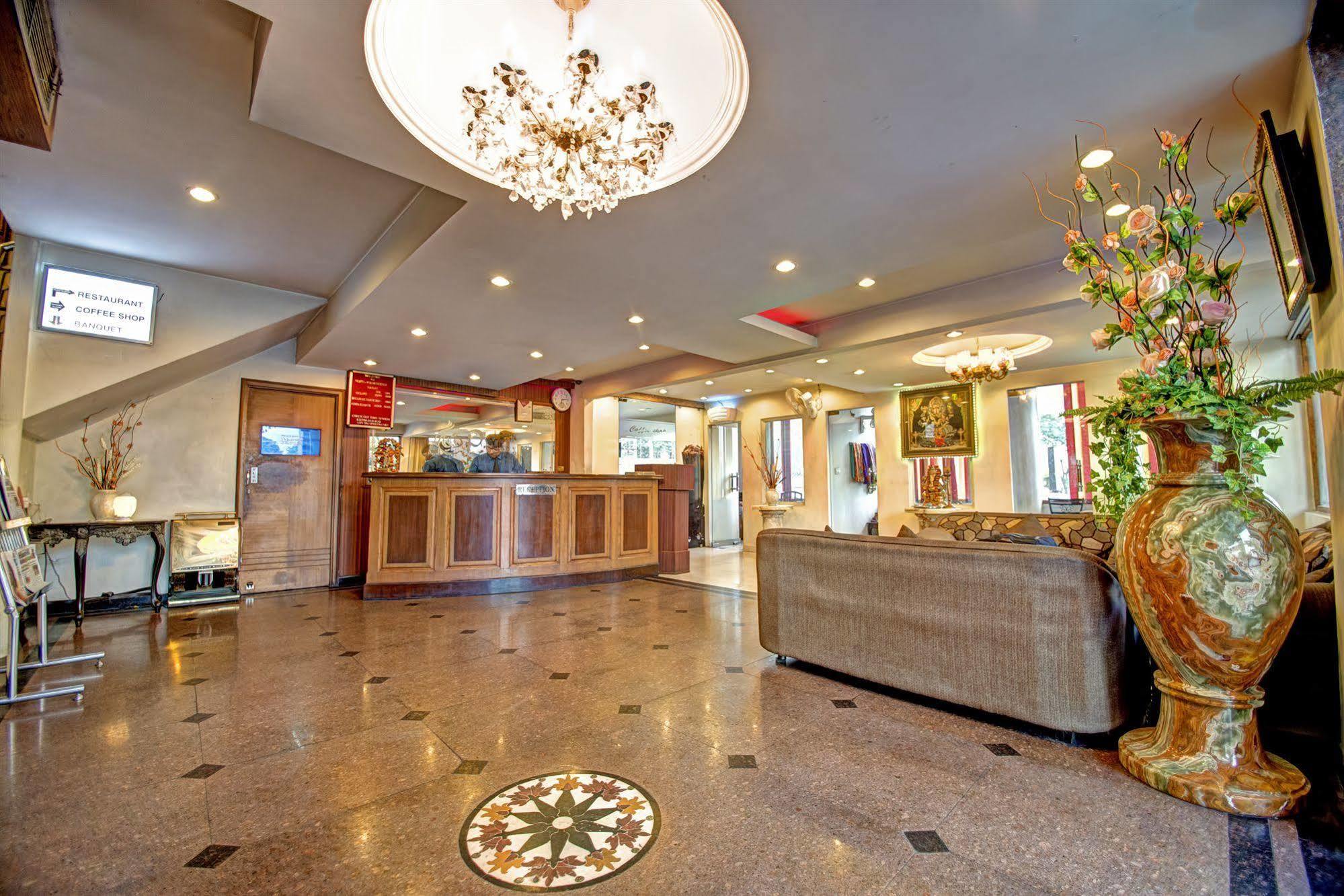 Hotel Pr Residency Amritsar Exteriör bild